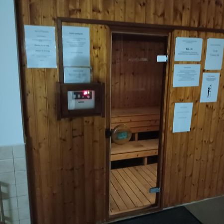 Viola Wellness Apartman Lägenhet Zalakaros Exteriör bild